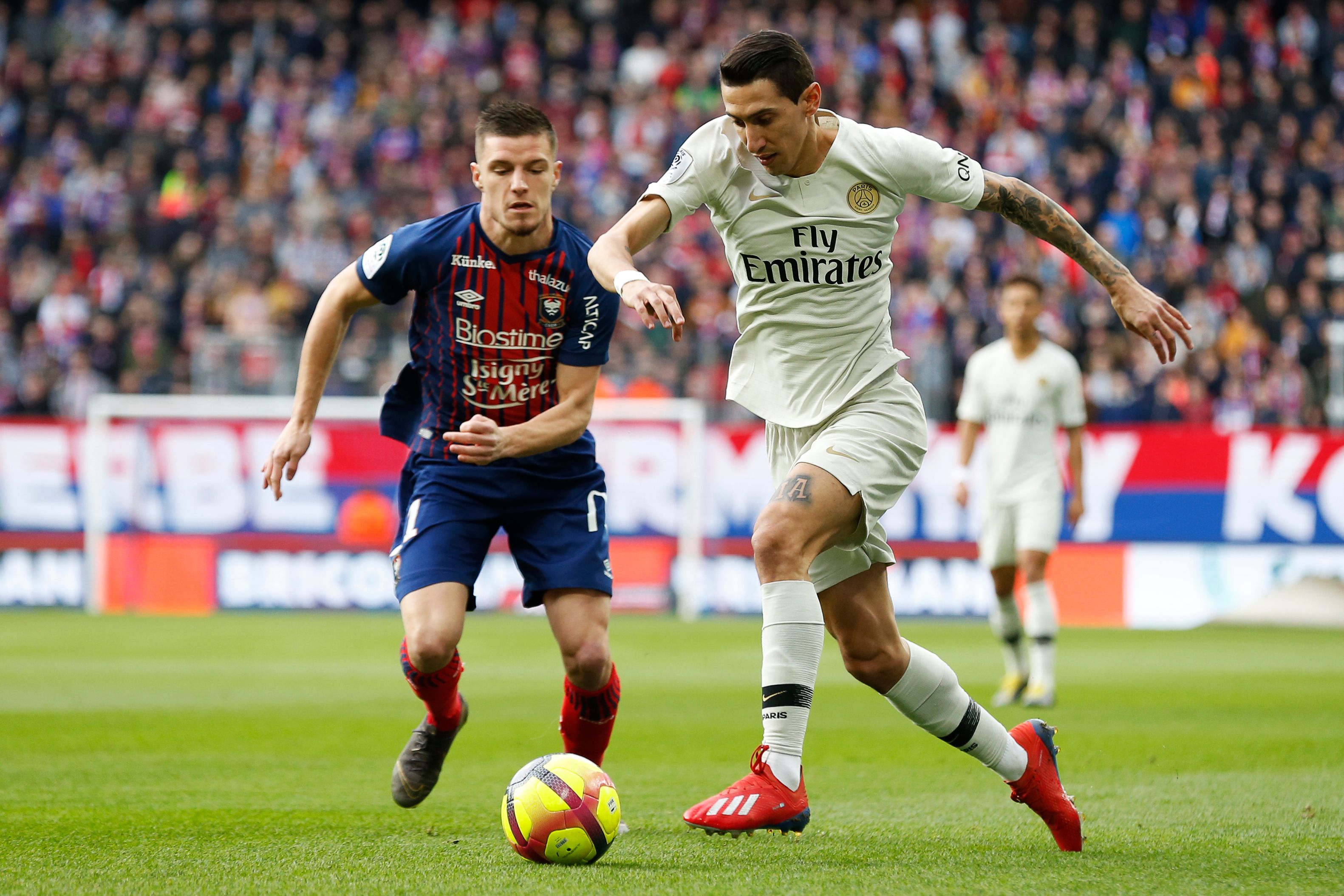 媒体人：亚泰每年差旅费很高，给外援交税也是非常沉重的负担（媒体人称亚泰差旅支出居高不下，外援税负压力沉重）