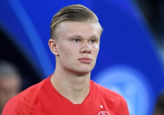 巴萨近16次对阵阿拉维斯保持不败，两队近26次交手巴萨仅1负（巴萨对阿拉维斯16战不败，近26次交锋仅输1场）