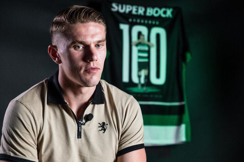 东契奇+詹姆斯+里夫斯，三巨头的阵容，到底能否争冠？（东契奇联手詹姆斯与里夫斯，三巨头能否问鼎总冠军？）