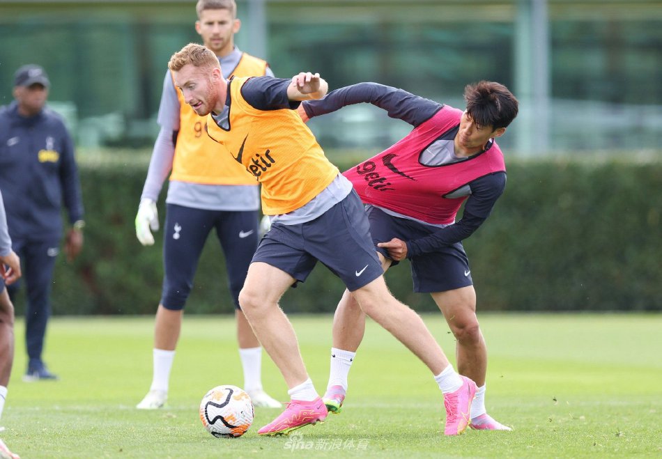 客场遭绝杀，北京国安提前一轮无缘亚冠二小组出线（客场补时遭绝杀，北京国安提前一轮告别亚冠小组出线希望）