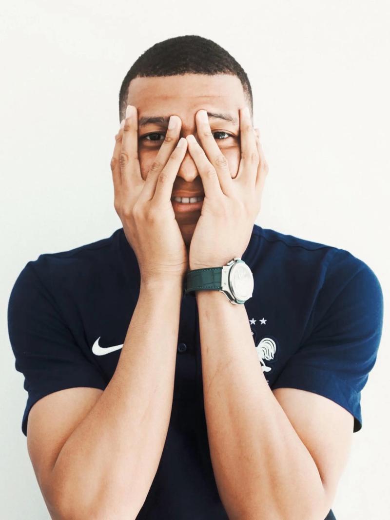 官方：荷兰将在明年三月与挪威、厄瓜多尔进行友谊赛（荷兰官方确认：明年3月将与挪威、厄瓜多尔进行友谊赛）