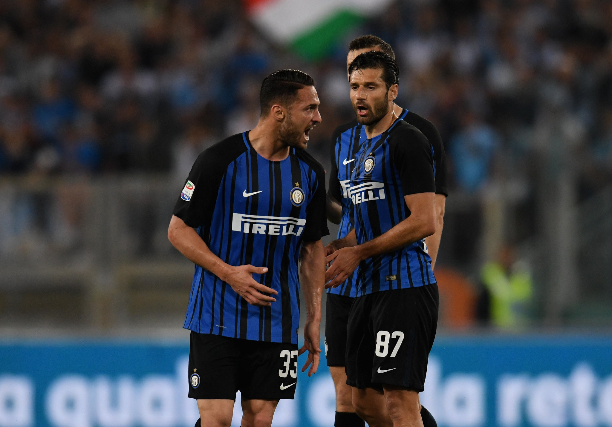 F-16又摔跤了，2025竞是“摔机本命年”，硬是拿了个三连冠（F-16再度坠机，2025俨然成“摔机本命年”，已连拿三连冠）