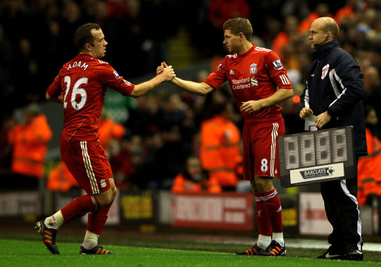 马德兴：海港三连冠胜在稳定二字；塞蒂恩下课因率队员讨薪（马德兴：海港三连冠源自稳定；塞蒂恩因带队讨薪遭下课）